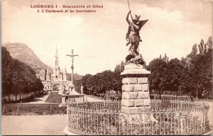 VINTAGE POSTCARD THE ESPLANADE AND SANCTUARY AT HOLY CITY LOURDES FRANCE c, 1930