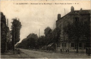 CPA La Garenne Colombes Boulevard de la Republique (1314491)