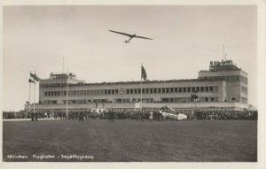 RP; MUNCHEN , Germany, 1930s ; Flughafen - Segelflugzeug