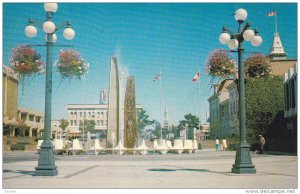 Central Square, City Hall, VICTORIA, British Columbia, Canada, 40-60'