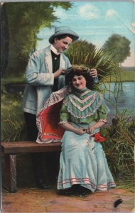 Victorian Romantic Couple Vintage Postcard C045