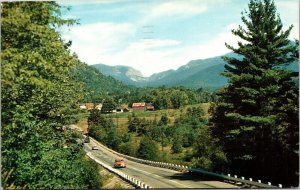 Vista Franconia Notch North Woodstock New Hampshire New England Old Car Postcard 