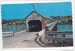 Longest Covered Bridge in the World, Saint John River, HARTLAND, New Brunswic...