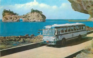 1950s Japan Senshore Tourist Bus 1950s Postcard 20-1282