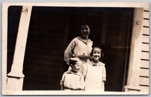 1910s RPPC Real Photo Postcard Mother With Children On Porch