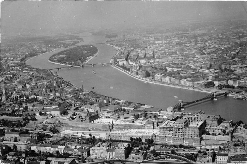 B38409 Budapest View of Danube    hungary