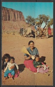 Arizona - Navajo Mother & Children - [AZ-134]