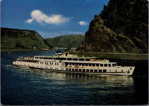 Polle Oberwesser Weserdampfer und Burg Ship Vintage Postcard BS22