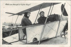 PC CPA AVIATION ROBBA AVEC PASSAGER SUR BIPLAN GOUPIL Vintage Postcard (b24564)