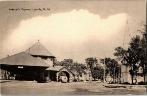 View of Veteran's Square, Laconia NH Vintage Postcard F16