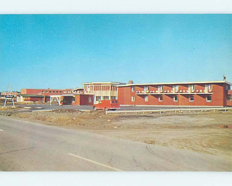 Unused Pre-1980 HOTEL SCENE Gander Newfoundland NL B0789
