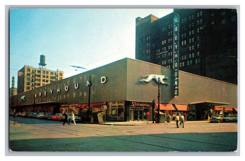 Postcard IL Greyhound Bus Terminal Chicago Illinois Old Cars Signs Storefronts