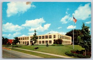 Wisconsin~Filene House Intl Headquarters Of CUNA Insurance Society~Vintage PC