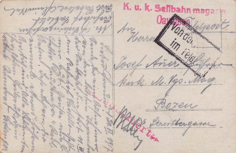 GERMAN WW1 SOLDIERS POSE WITH BEER BARRELS-SOME HOLD BOTTLES~1917 PHOTO POSTCARD