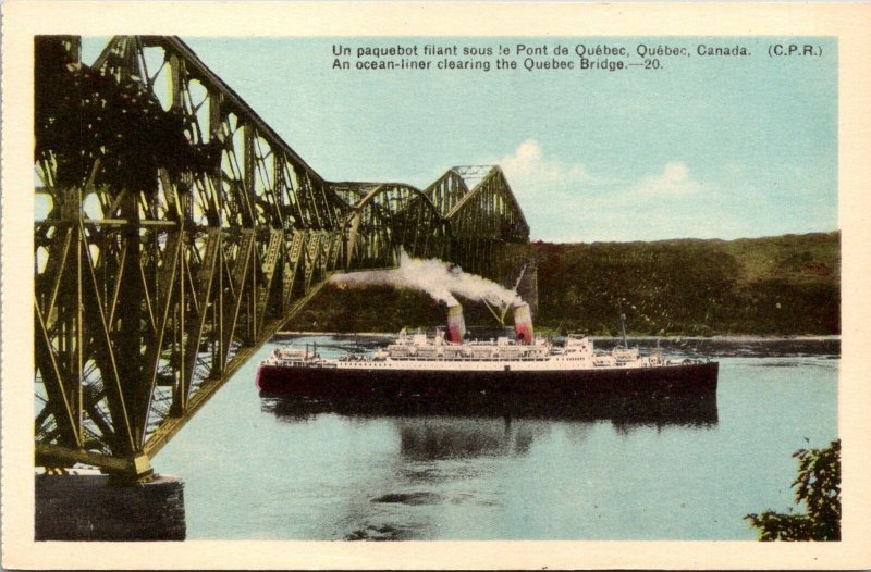 VINTAGE POSTCARD A STEAM-POWERED OCEAN-LINER CLEARING THE QUEBEC BRIDGE 1920s