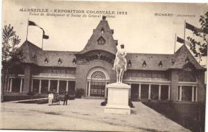 CPA MARSEILLE EXPO Coloniale 1922-Palais de Madagascar et Statue.. (174627)