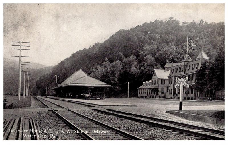 Pennsylvannia  Delaware Water Gap , Delaware House and D.I. & W Station