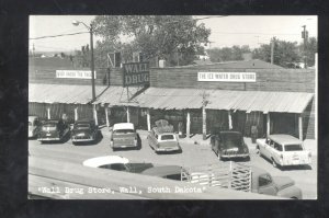 RPPC WALL SOUTH DAKOTA WALL DRUG STORE OLD CARS VINTAGE REAL PHOTO POSTCARD