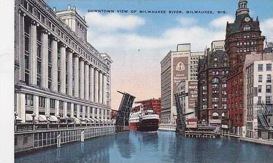 Wisconsin Milwakee Downtown View Of Milwaukee River