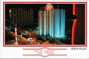 postcard NV - Las Vegas - Union Plaza Hotel at night © 1988 The Collector Series