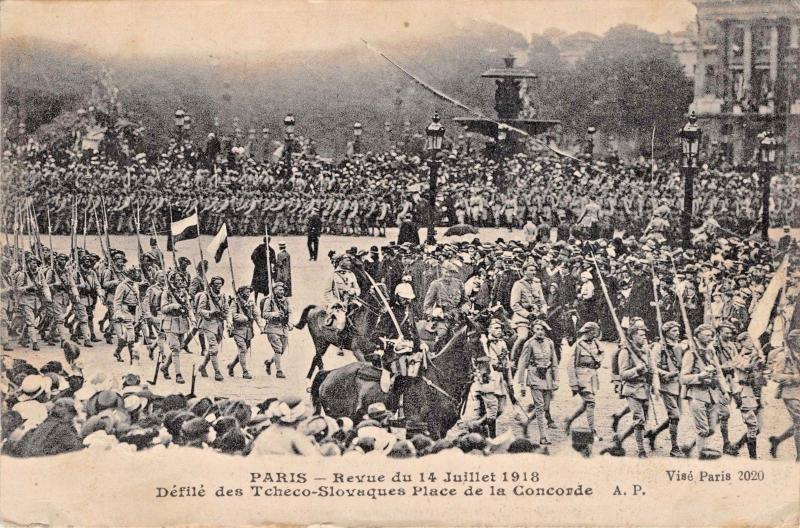 PARIS FRANCE~REVUE 14 JUILLET 1918-BASTILE DAY~DÉFILÉ TCEHECO-SLOVAQUES POSTCARD