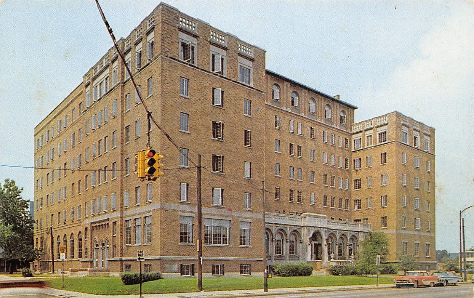 Indianapolis~Windows Pen @ Wile Hall~Methodist Hospital~!956 Automobile