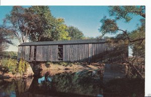 America Postcard - Old Covered Bridge on The Housatonic River, Mass   A5559