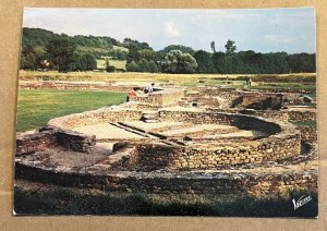 VINTAGE UNUSED  POSTCARD - ARCHAEOLOGICAL  SALT FOUNTAIN, VEZELAY, YONNE, FRANCE