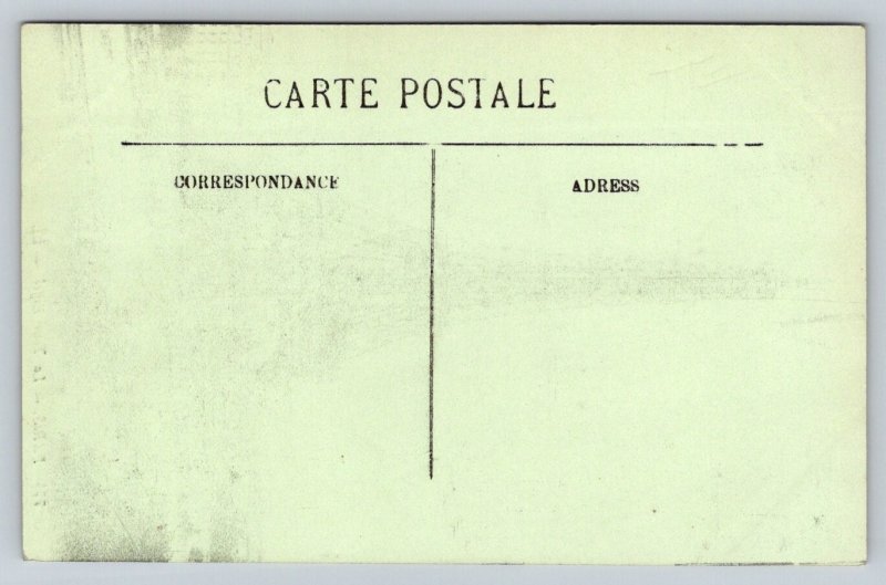 Eiffel Tower   Paris France  Postcard