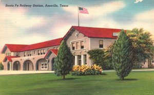 Vintage Postcard Santa Fe Railway Station Amarillo Texas TX Colourpicture Publ.