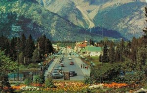 Canada Banff Alberta Cascade Mountain Vintage Postcard 07.74 
