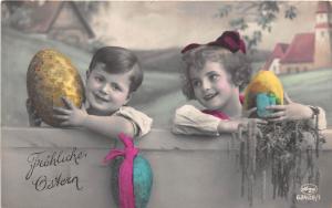 BG14603 children with egg boy and girl ostern easter  germany