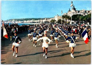 VINTAGE POSTCARD CONTINENTAL SIZE BATTLE OF THE FLOWERS CARNIVAL NICE FRANCE (G)