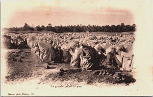Algeria La Grande Priere 2e Pose Vintage Postcard C183