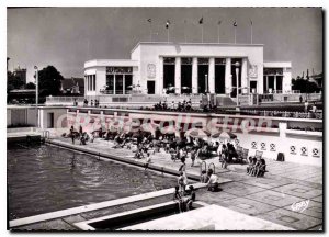 Modern Postcard Les Sables D'Olonne Vendee Casino foreground Pool