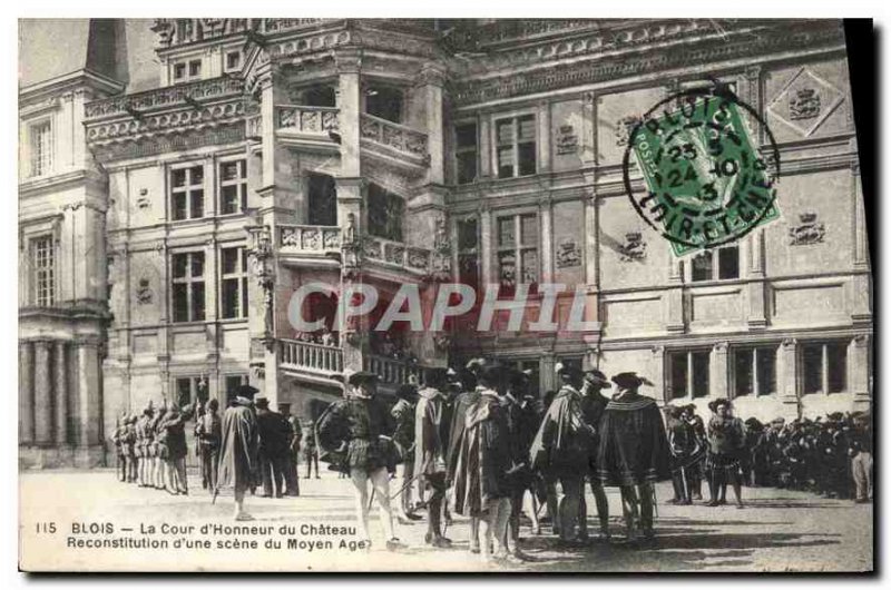 Old Postcard Blois La Cour d'Honneur du Chateau