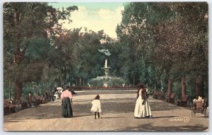 Vintage Souvenir Postcard Forsyth Park Fountain Savannah GA Early 1900s