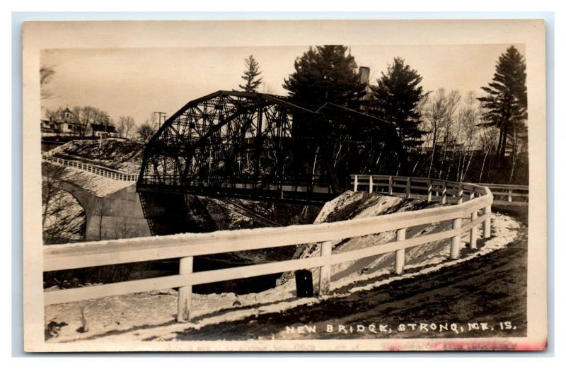 Postcard New Bridge, Strong, Maine ME *warped horizontally* RPPC I12 D