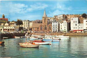 uk46228 st peter port harbour guernsey uk