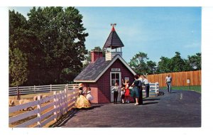 PA - Lancaster. Dutch Wonderland Amusement Park Scene