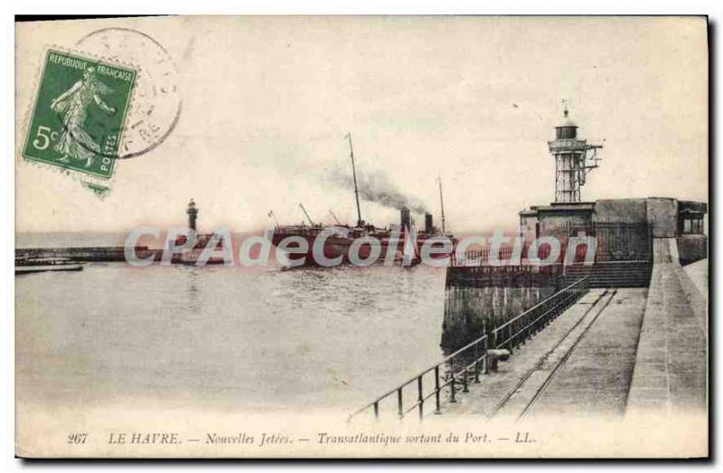 Postcard Old Havre New Transatlantic thrown out of the port