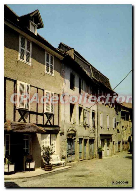 Modern Postcard Beaulieu Sur Dordogne Old Houses