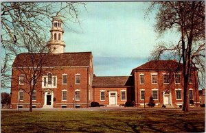 Postcard BUILDING SCENE Dover Delaware DE AO4162