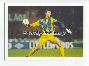 TC0027 - England Goalkeeper - Tim Flowers - postcard by Barratt