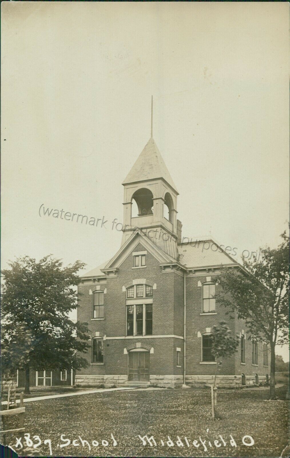 Middlefield, Ohio *rare* picture postcard of school vintage Geauga