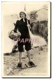 Modern Postcard Bay of Arcachon A parqueuse Oysters oyster farming Metiers