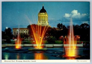 Manitoba Legislative Building, Memorial Park Fountain, Winnipeg, Chrome Postcard