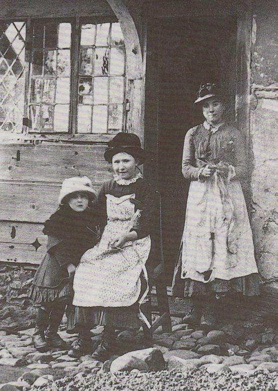 Plaiting at Titmore Green Plaiters Clothes Shop Hitchin Hertfordshire Postcard