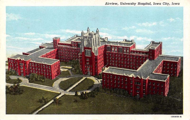 IOWA CITY, IA Iowa    UNIVERSITY HOSPITAL~Aerial View    Non-Linen 1957 Postcard