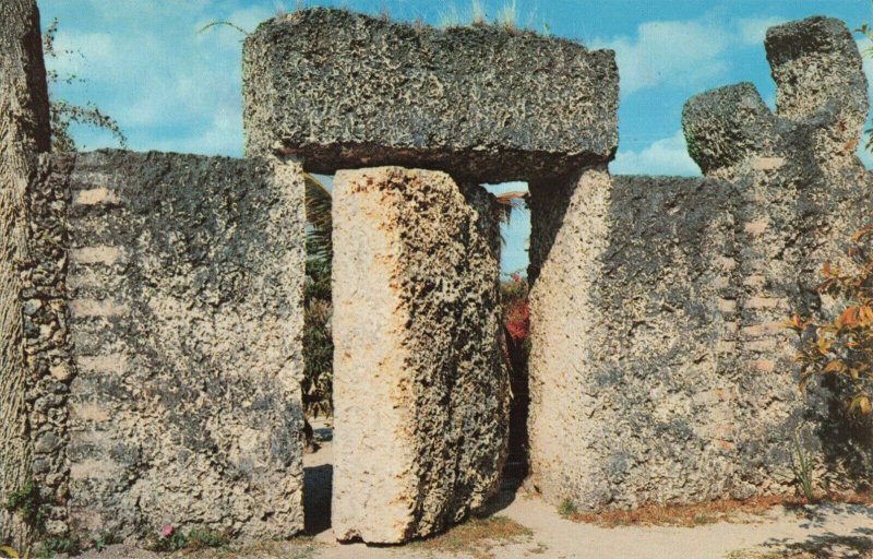 Postcard nine Ton Swinging Gate Florida